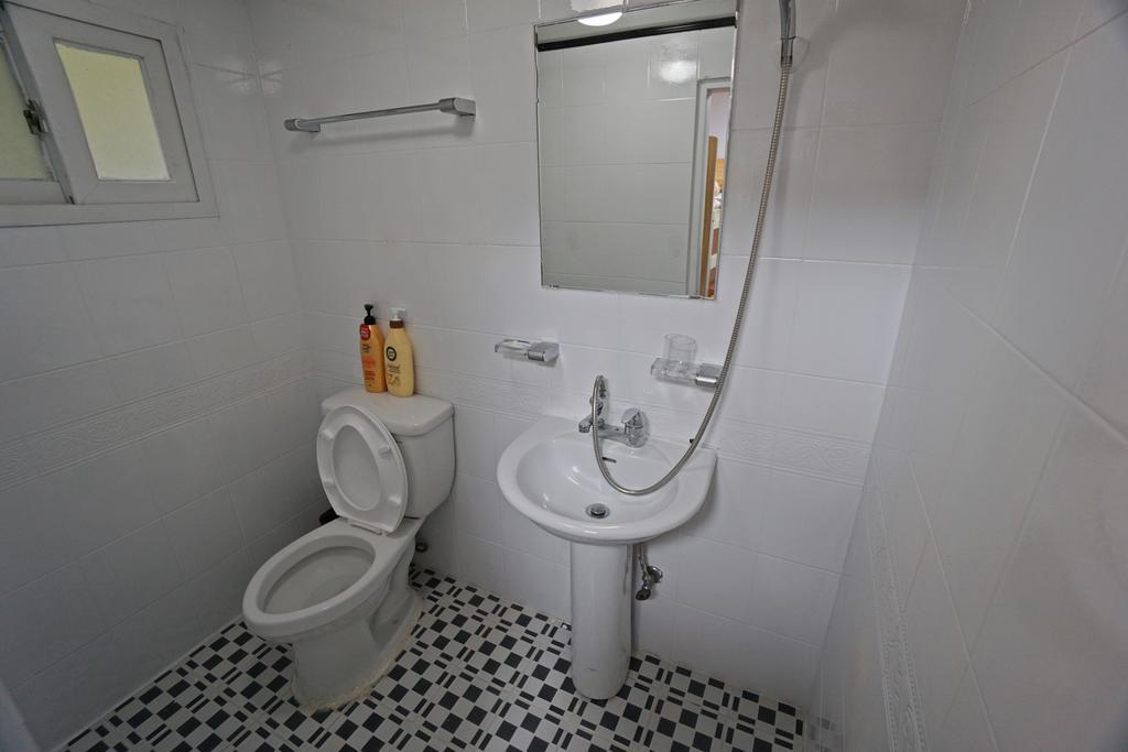 710 Guesthouse Yellow Μπουσάν Δωμάτιο φωτογραφία